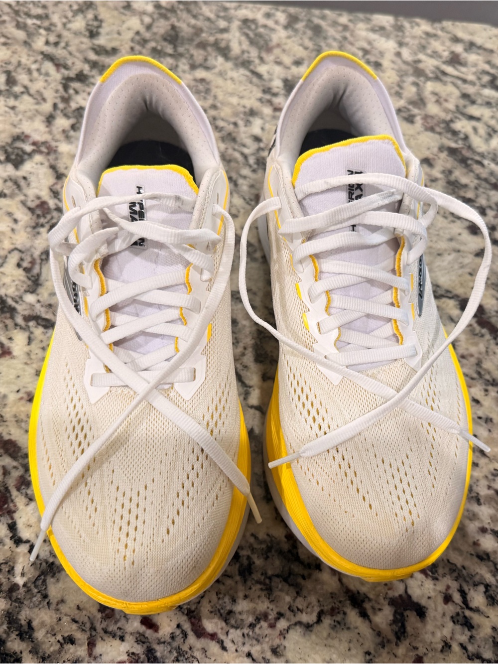 Brooks Hyperion Max 4 Running Shoes